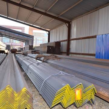 Angle steel in stock