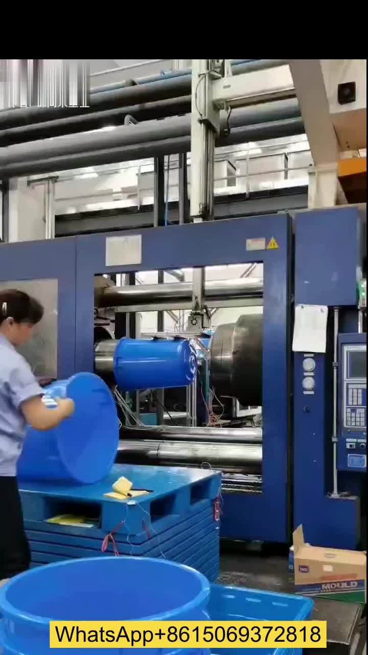 Injection molded plastic drum 23