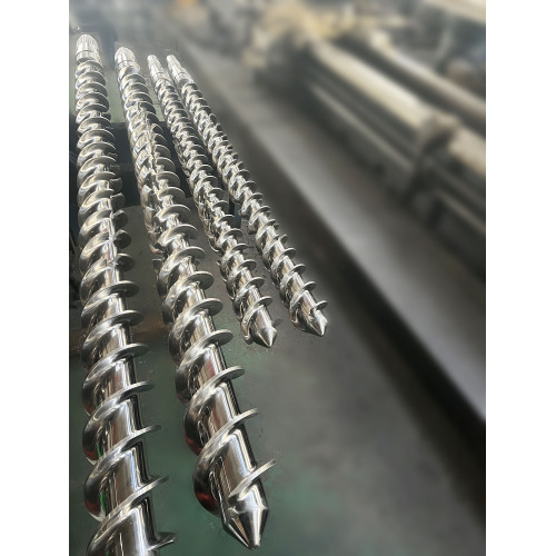 تولد پلاستیک: آغاز عصر جدیدی از مواد