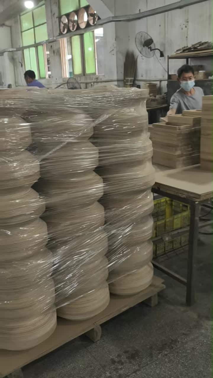 Деревянные поделки в производстве