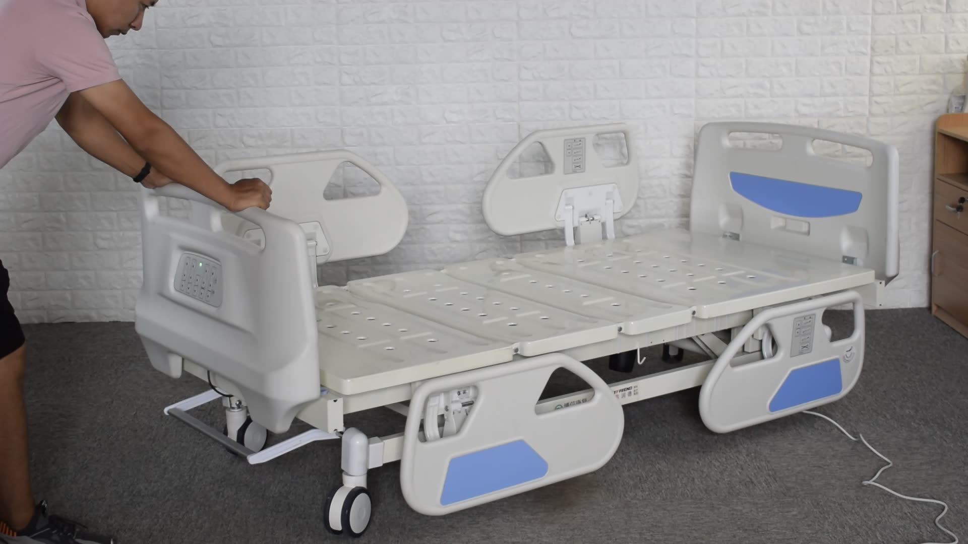 Cheap 1 2 3 5 Manual Multi Function Crank Bed ICU Medical Home Nursing Hospital Patient Bed for Elderly Clinic with dining table1