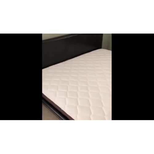 Matelas printanier et mousse