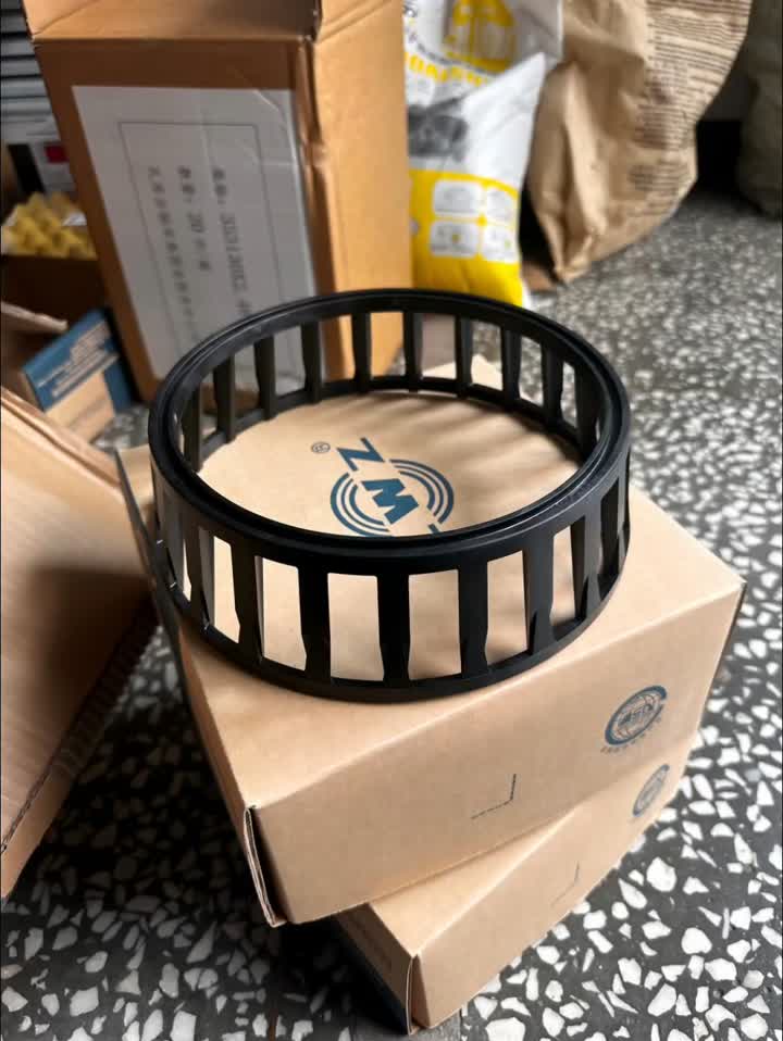 قفس فولادی پلاستیکی