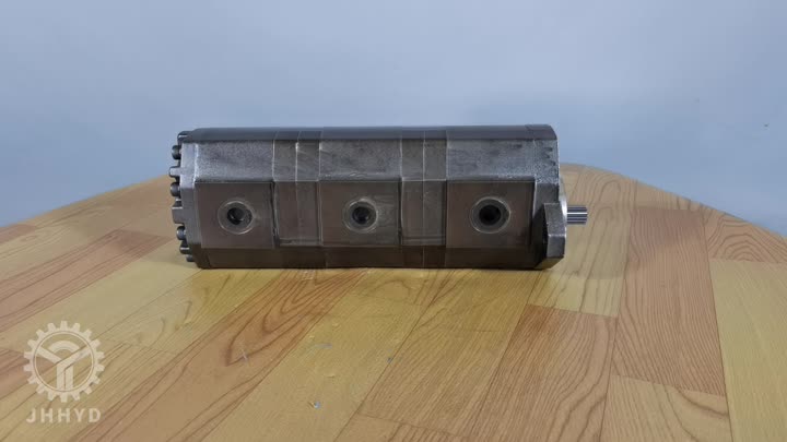 John Deere 324G Gear Pump at467792