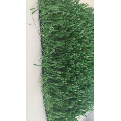 Незаполненная футбольная трава