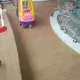 Oyuncak araba şekli ile çocuk alışveriş arabası