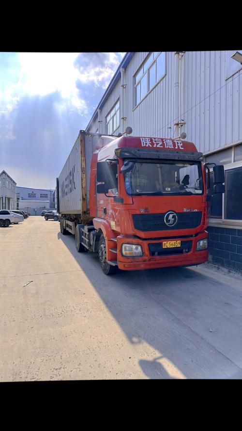 Otro contenedor cargado: ¡fuera a Australia!