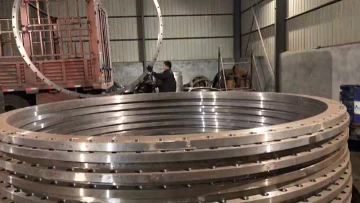 FLANGES