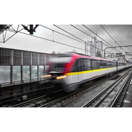 La aplicación de fibra de carbono en el tránsito de ferrocarril de alta velocidad ultra alta