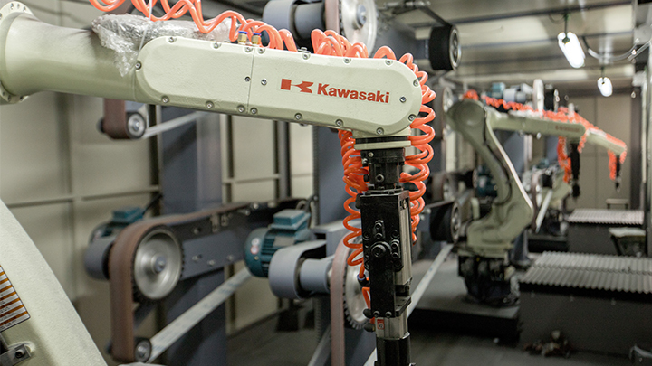 Robot polishing