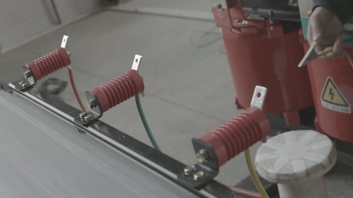 Dry-type transformer factory test