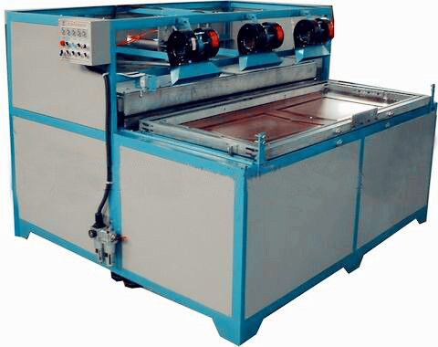 Thick sheet vacuum forming machine