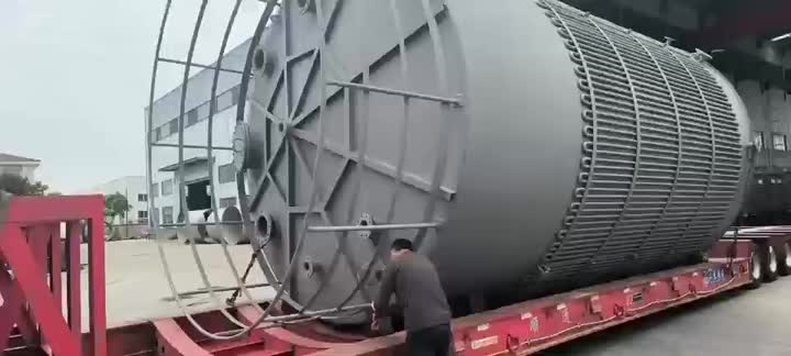 Storage tank delivery