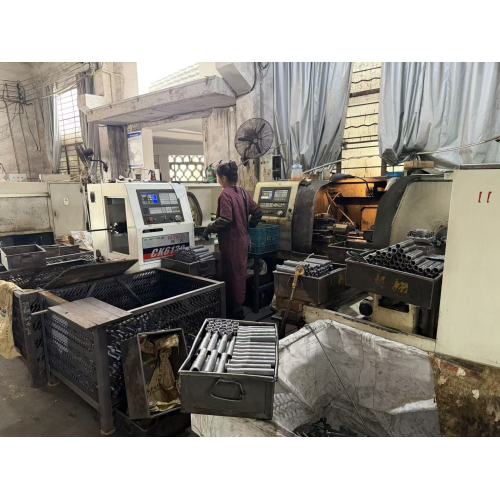 تكشف شركة Guangqi Industry عن أداة الضاغط النابض ذات الصمام الأسود المتقدمة لإصلاح المحرك