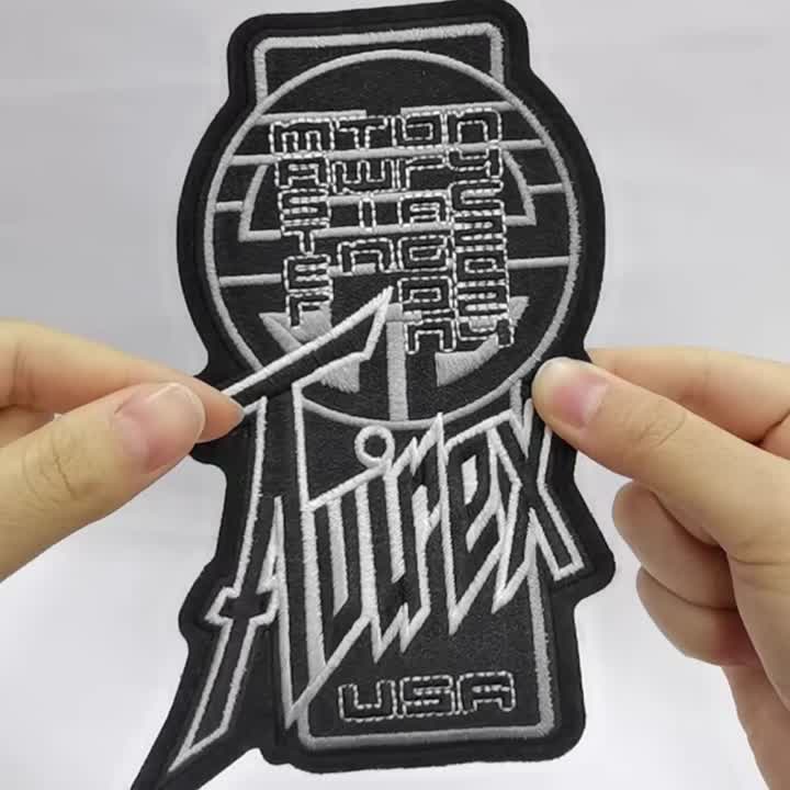 Tampalan sulam halus bersaiz besar