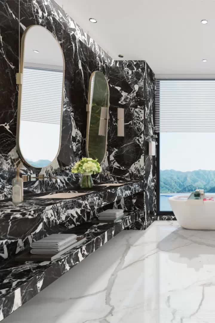 نابليون الأسود من جانب واحد