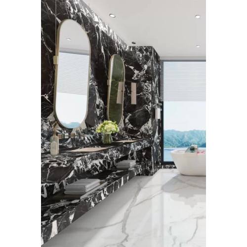 نابليون الأسود من جانب واحد