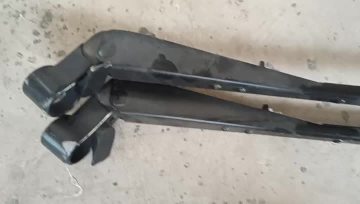 Electric wiper paint scraper arm