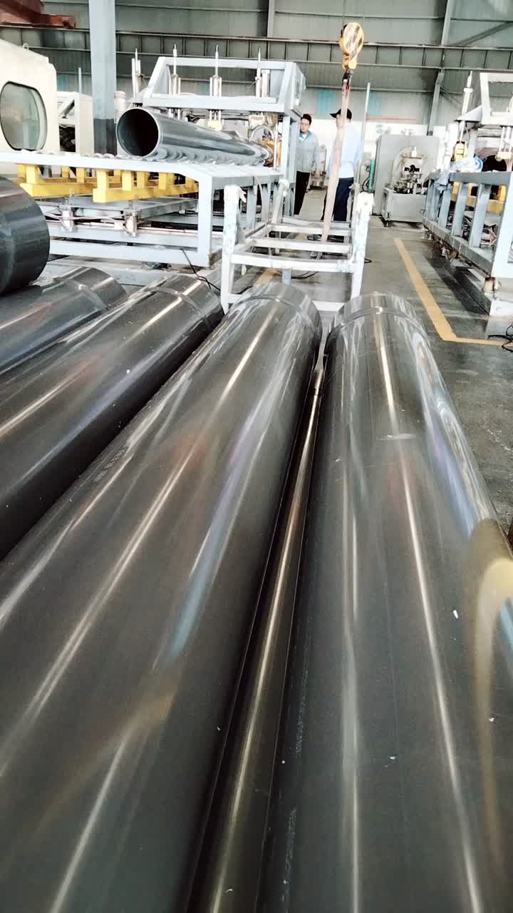 Tube en plastique PVC