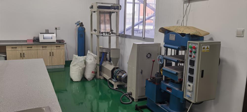 Experimental equipment