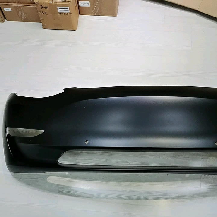 Bumper delantero de Bainel para Tesla Modelo 3 2017-2020 1084168-S0-E 1084168-SO-5-E1