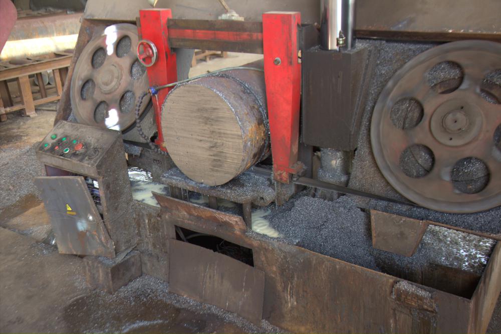 cutting material