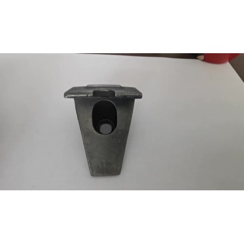 Tire changer clamp jaw