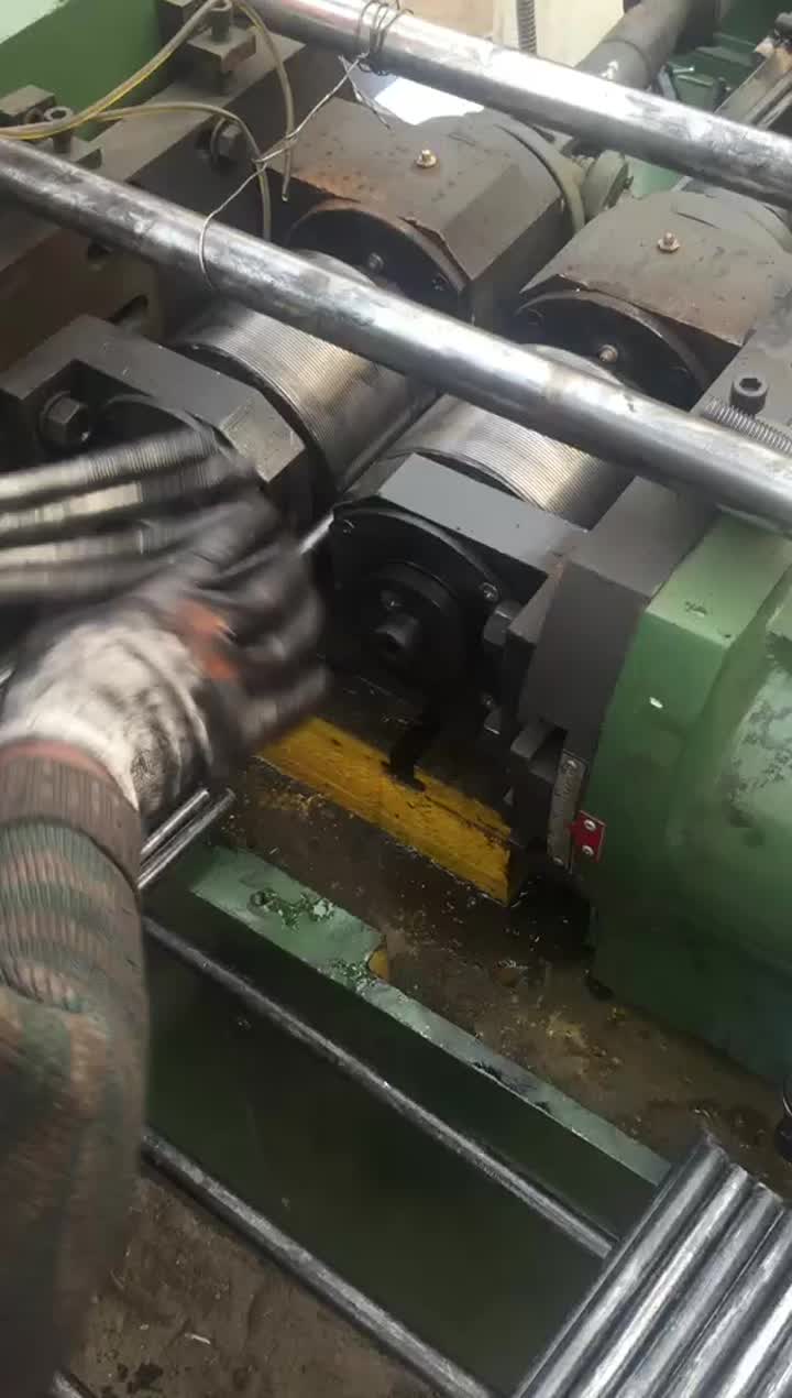 thread rolling machine