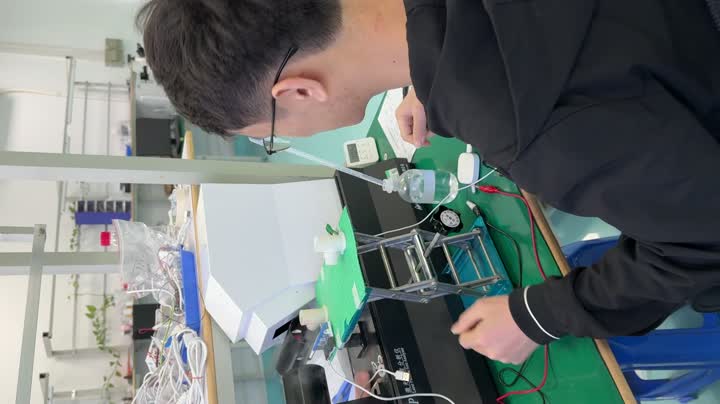 Teste de atomização da placa do atomizador