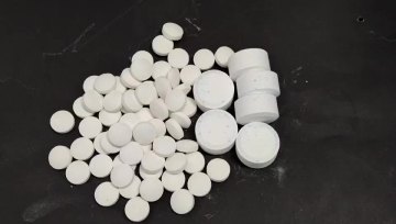 China Manufacturer with factory price 20g tab in all kinds of packages of  Chlorine dioxid1