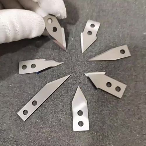 شفرة على شكل مثلث