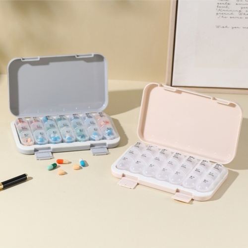Solve the pain point of medication storage! Yiwu Fengyang Daily Necessities Co., Ltd. has launched a large-capacity portable pill box with inner compartments for seven days, catering to both weekly planning and daily carrying.