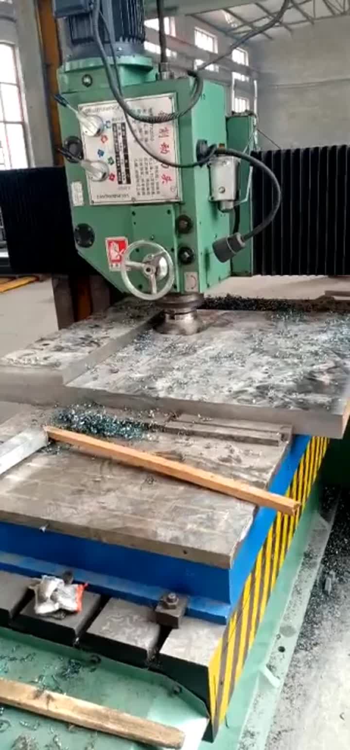 CNC milling machine