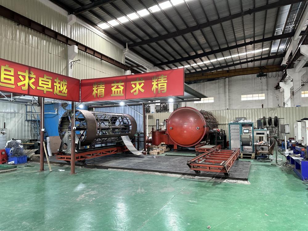 7+Stainless Steel  Horizontal PVD Production Line1