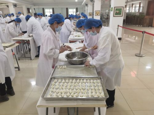 Farmaceutická skupina Changchun People's Farmaceutical Group Canteen: Pomocí ohňostroje k psaní péče o zaměstnance!