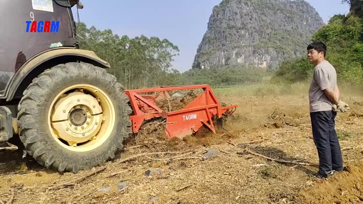 MSU1600 cassava harvester machine