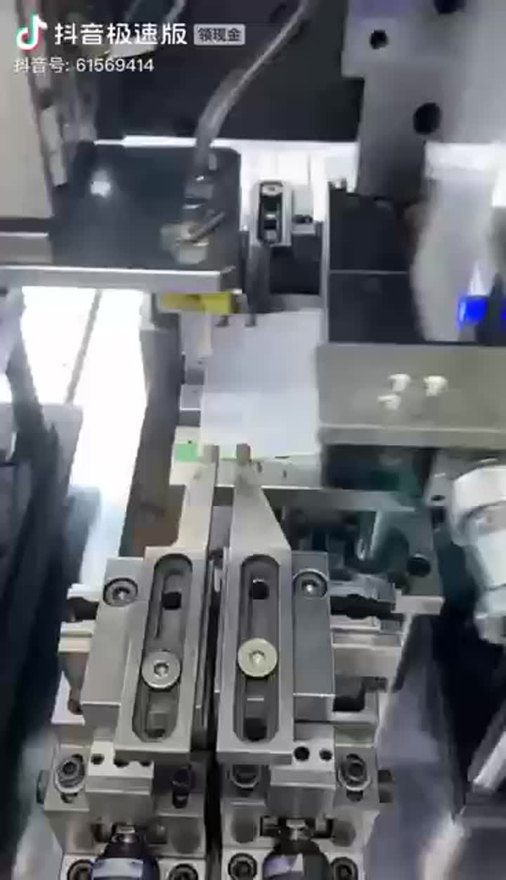 Electrodes Press Blade In Working 