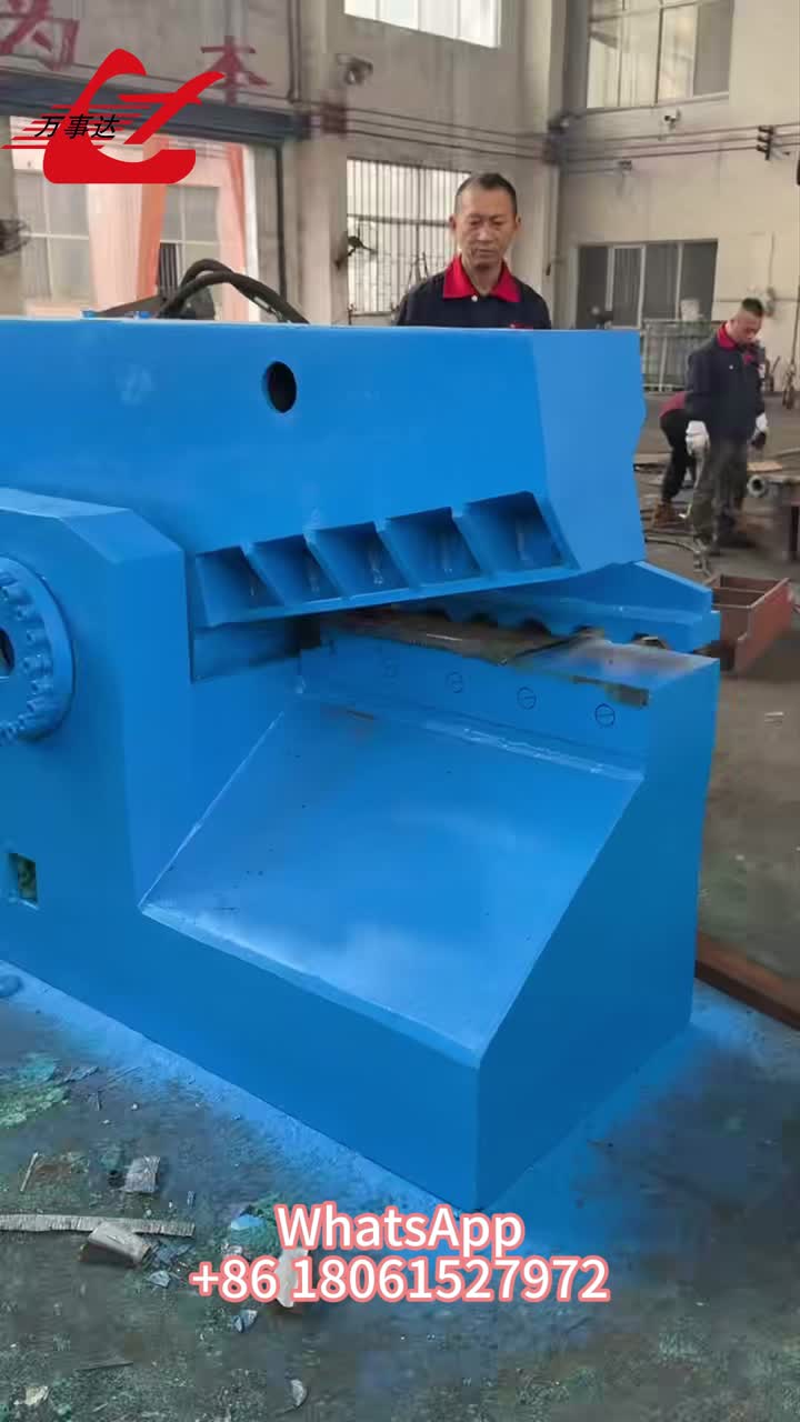 Tesoura jacaré - Construída para ferros-velhos - corte rápido, estável e confiável