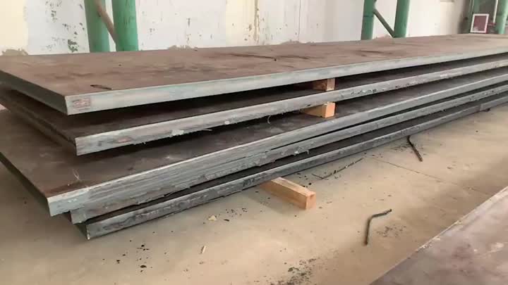 Verschleiß-resistente Stahlplatte