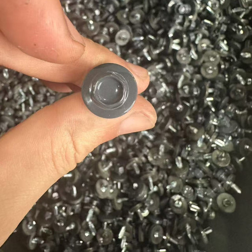 Винты металл