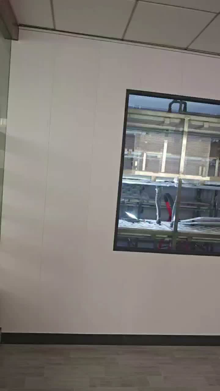 Небольшой завод снимает видео