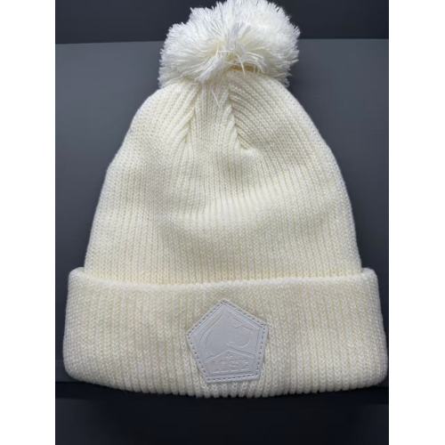 تقود شركة Qingdao Hanfei Headwear السوق العالمية لأغطية الرأس من خلال حلول قبعات البيسبول المخصصة للجنسين