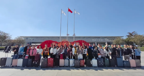 Tai Hing Tất cả nhân viên đều có các hoạt động làm việc nhóm tuyệt vời ở Xi'an, tỉnh Shaanxi