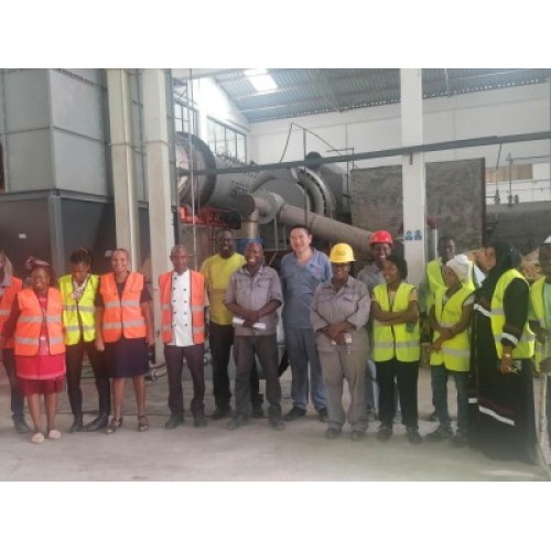 Εγκατάσταση της πλήρους γραμμής μηχανικής του εξοπλισμού ενεργού άνθρακα καρύδας στην Κένυα
