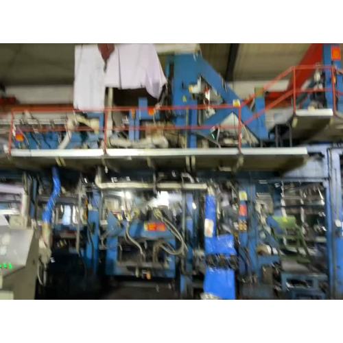 Production de tissu à mailles transparentes