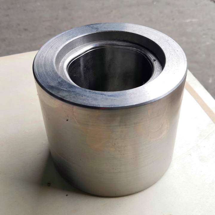 Stellite  bush sleeve for sink roll in continuous galvanizing line1