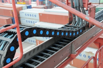 port drag chain operation video