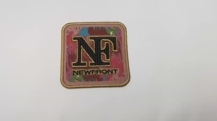 Sublimační základna s vyšívaným logem (3)