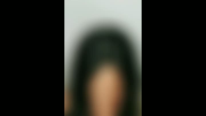 Video tóc giả dài gợn sóng màu đen