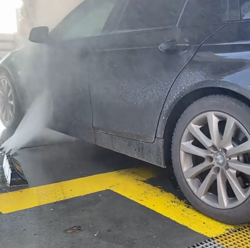 Touchless car wash how to wash vehicle underbody 